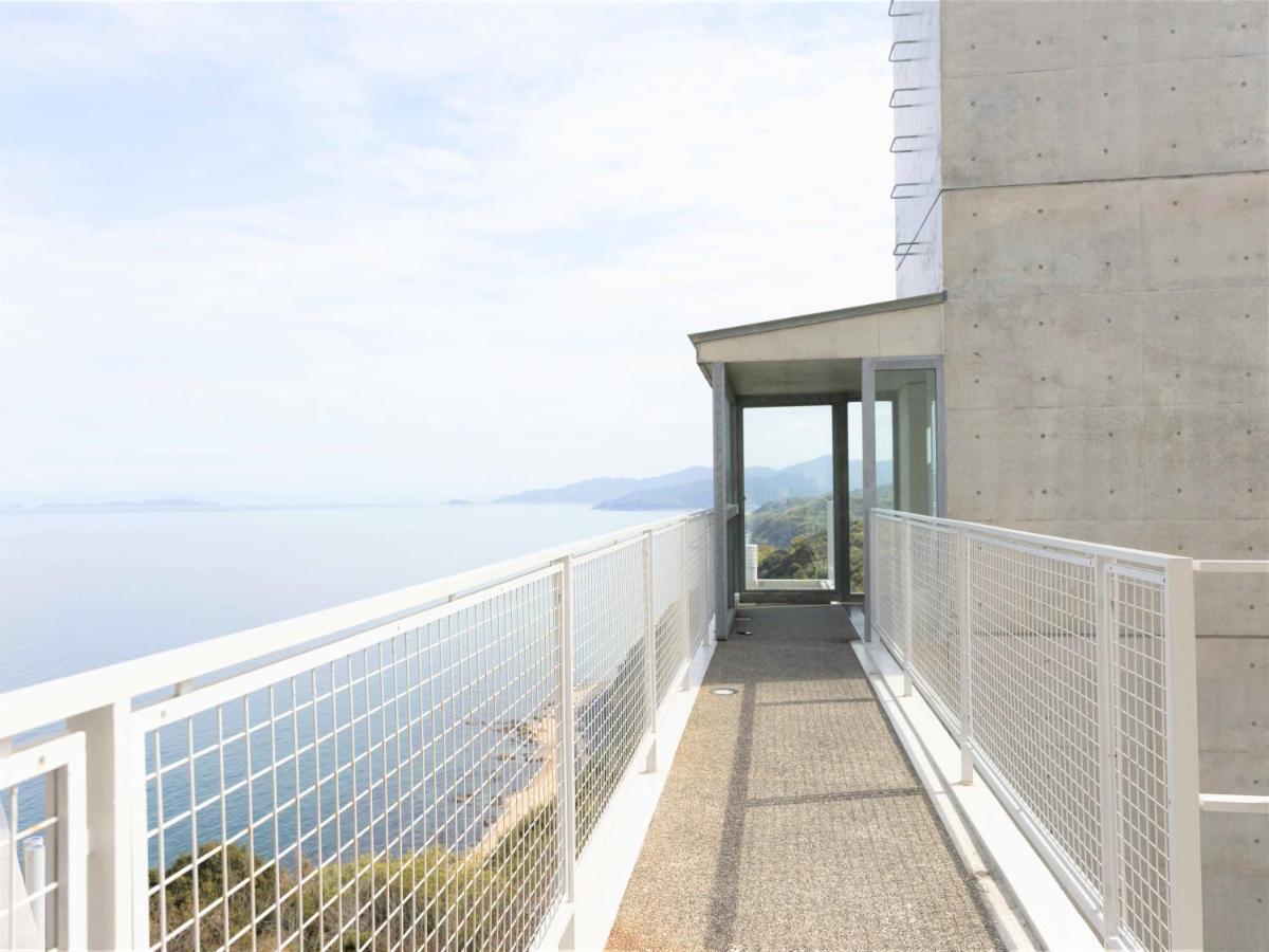 Toto Seawind Awaji Hotel Exterior photo